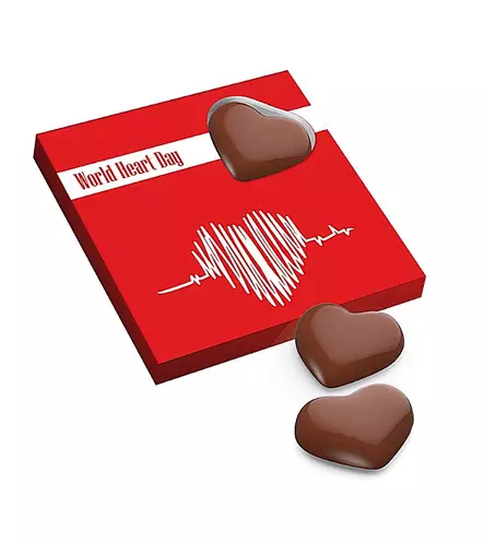 Neljä suklaasydäntä lahjapakkauksessa - Suklaat - SL0327 - 1